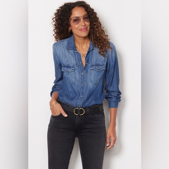 Anthropologie Tops - 🌼 FREE w/any order❗️ANTHROPOLOGIE CLOTH & STONE 100% lyocell/tencel denim top